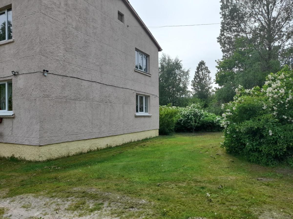 Quiet Summer Apartment Aucugals Buitenkant foto